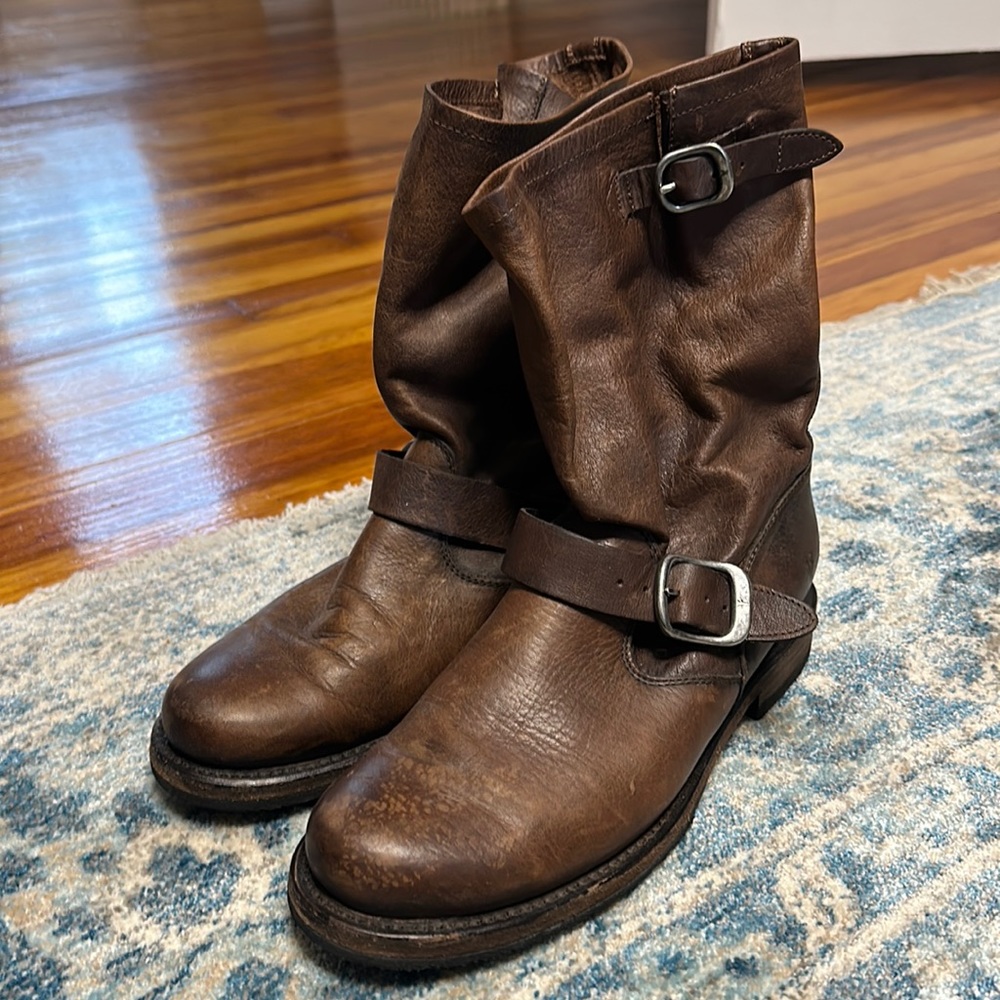 Frye Veronica Short Boots